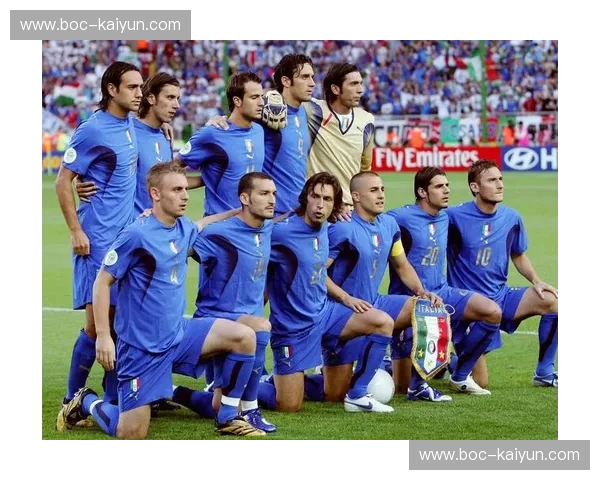 传奇再聚首：皇家马德里元老队，不止是回忆，更是永恒的荣耀